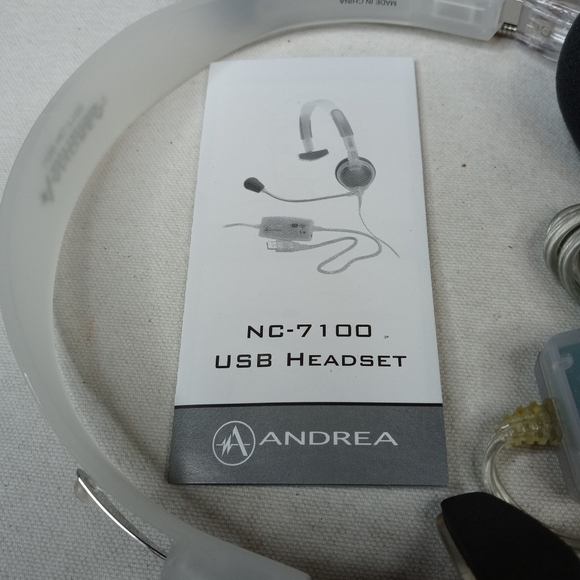 Andrea NC-7100 USB Headset, Noise Cancellation .Mo - Picture 2 of 5